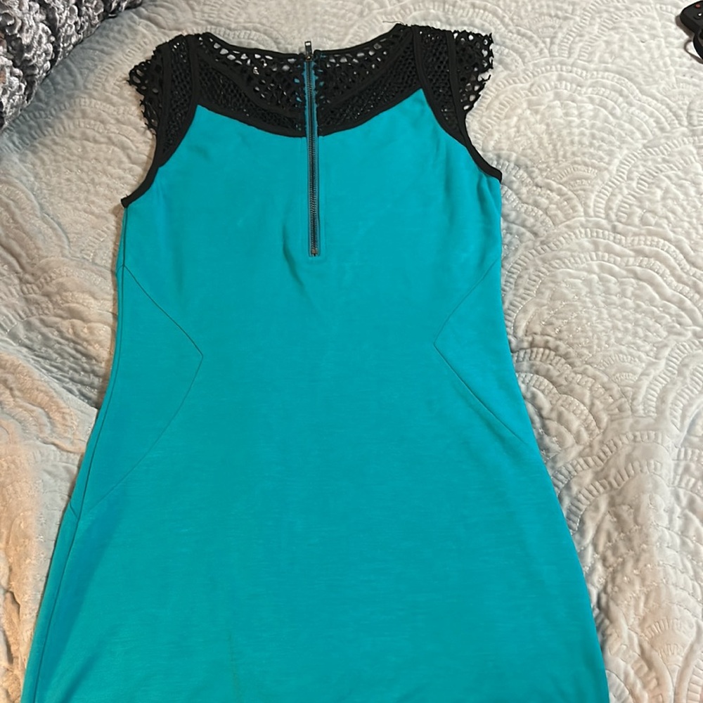 Dress - Picture 3 of 7